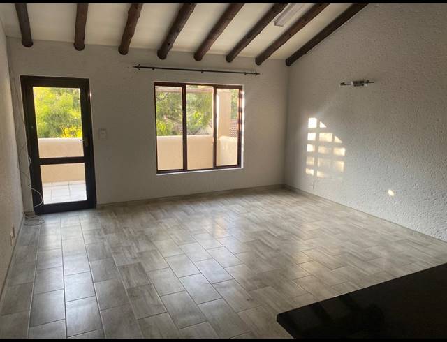 2 BEDROOM TOWNHOUSE FOR SALE IN BRYANSTON